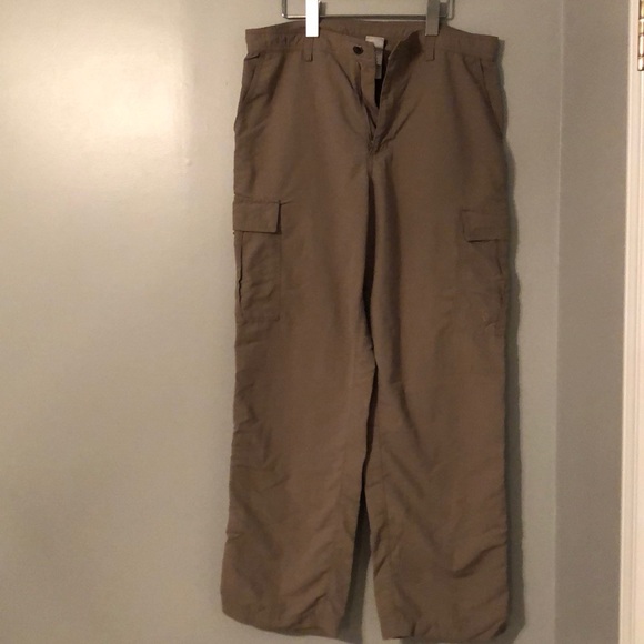 North Face Khaki Cargo Pants - Picture 2 of 6